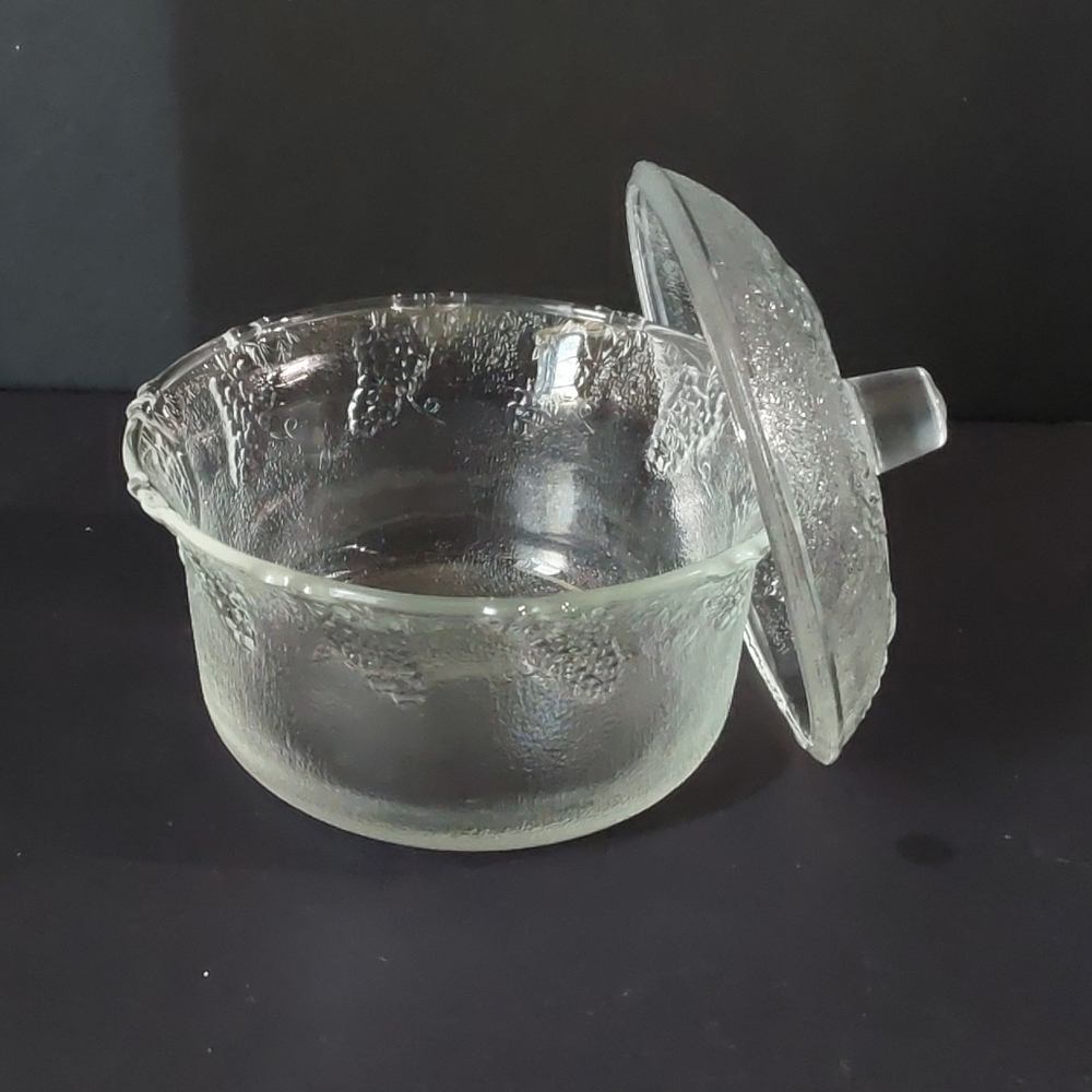 KIG Glass Serveware Bowl with Lid